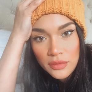 Meet your Posher, Ruthma